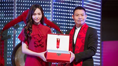 中国美正当红，PA直营九游会A股上市，引领新时代